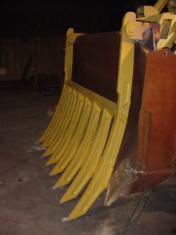 Semi-Low Profile Dozer Rake
